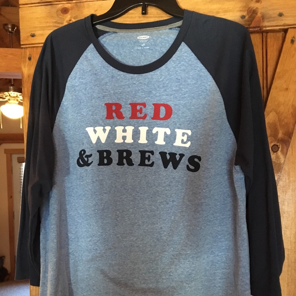 Old Navy Men’s T-shirt